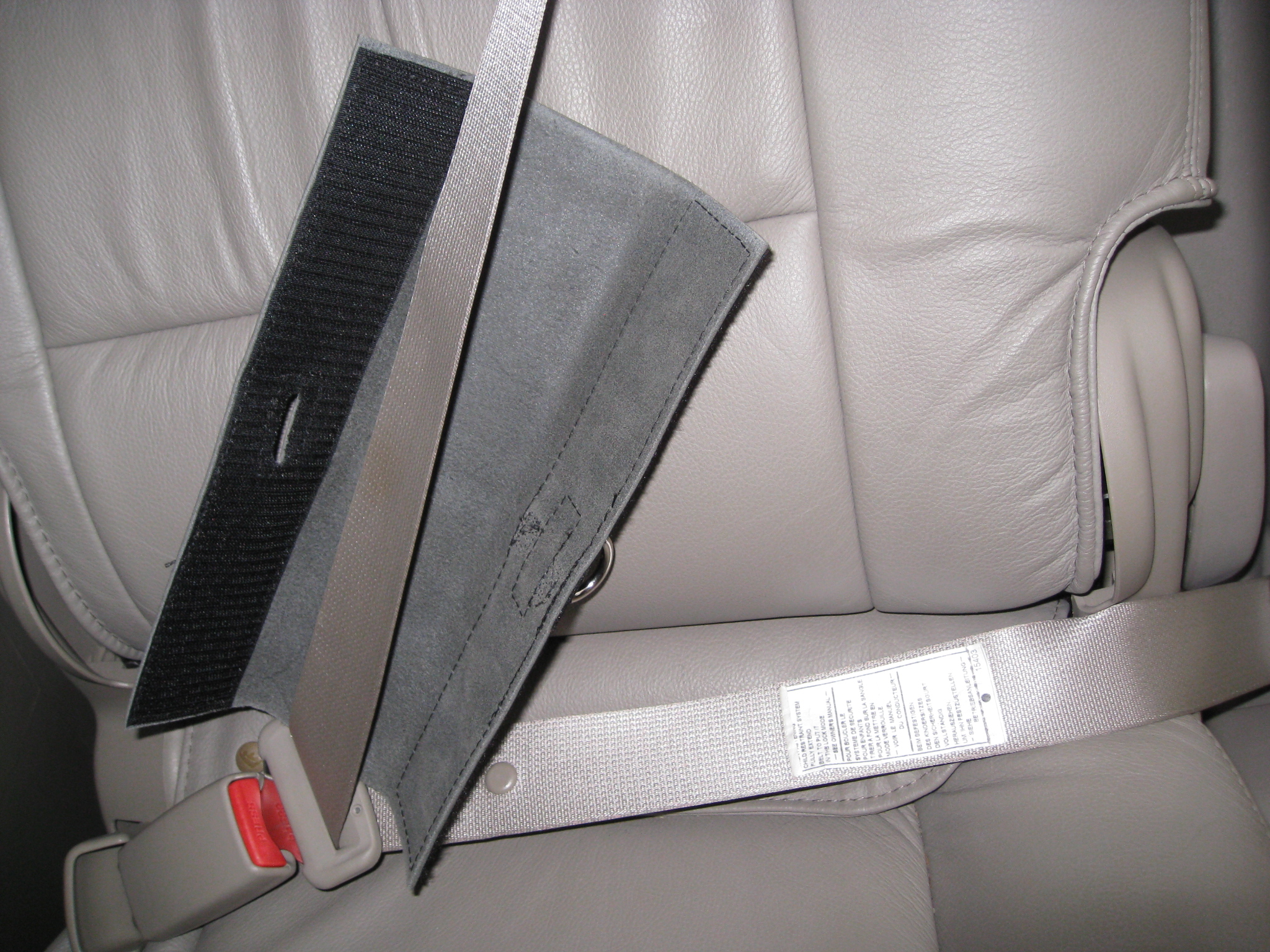 Freedom NO Pull Harness Car Safety Seat Belt Restraint